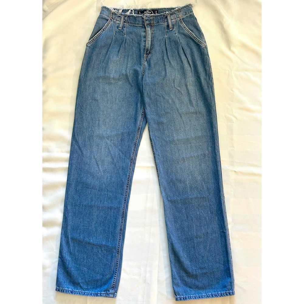 HOLLISTER ULTRA HIGH-RISE DAD JEANS 7L (28X33)- RARE INSEAM - Read description